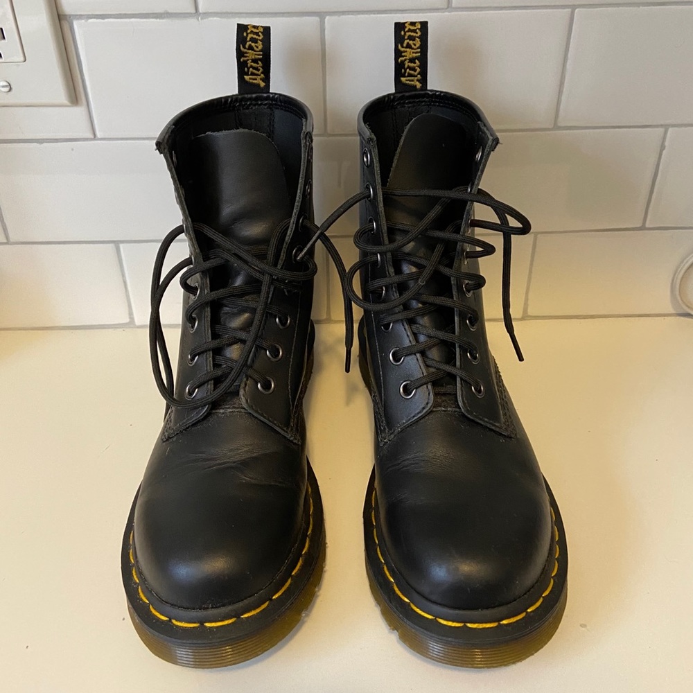 Dr. Martens Size 7